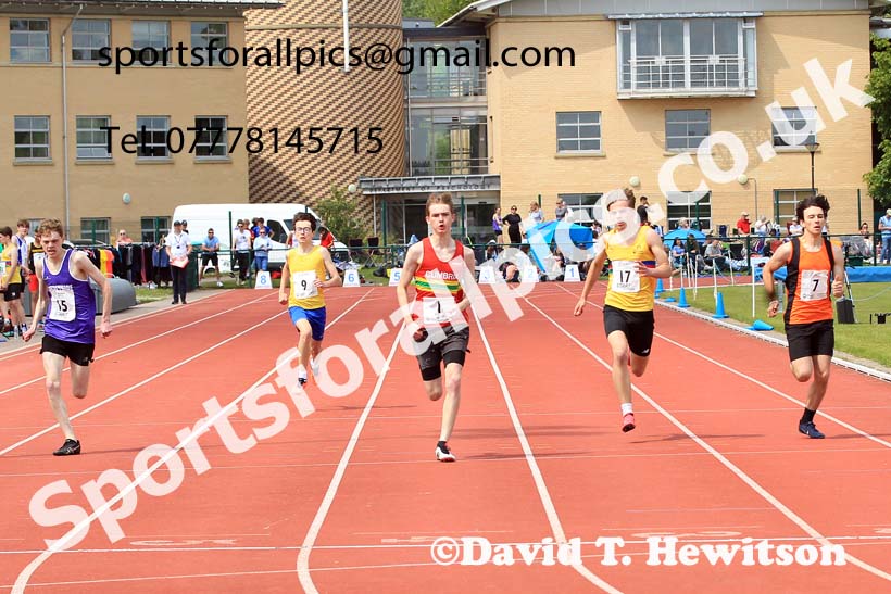 Mens U-17s and Boys U-15s 200 metres, 2022 Northern Inter Counties U17s and U15s Track and Field, York, Thursday, June 2nd. Photo: David T. Hewitson/Sports for All Pics